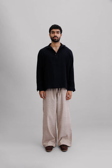 Classic Onyx Collar Pullover