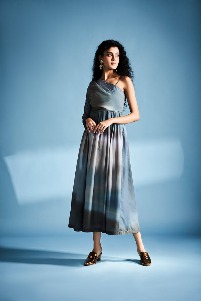 Gradient Pleated Dress