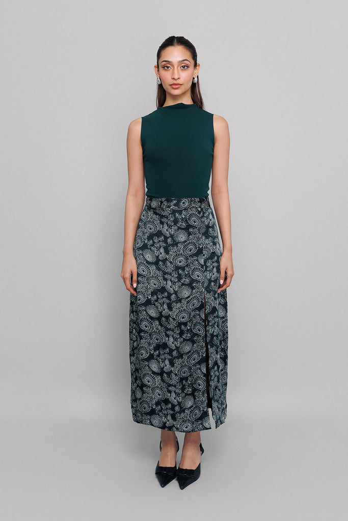 Black Sip Slit Skirt