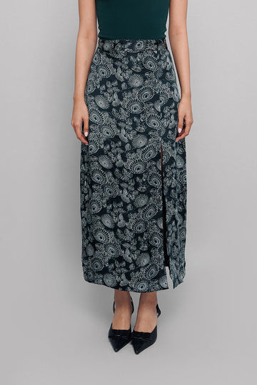 Black Sip Slit Skirt